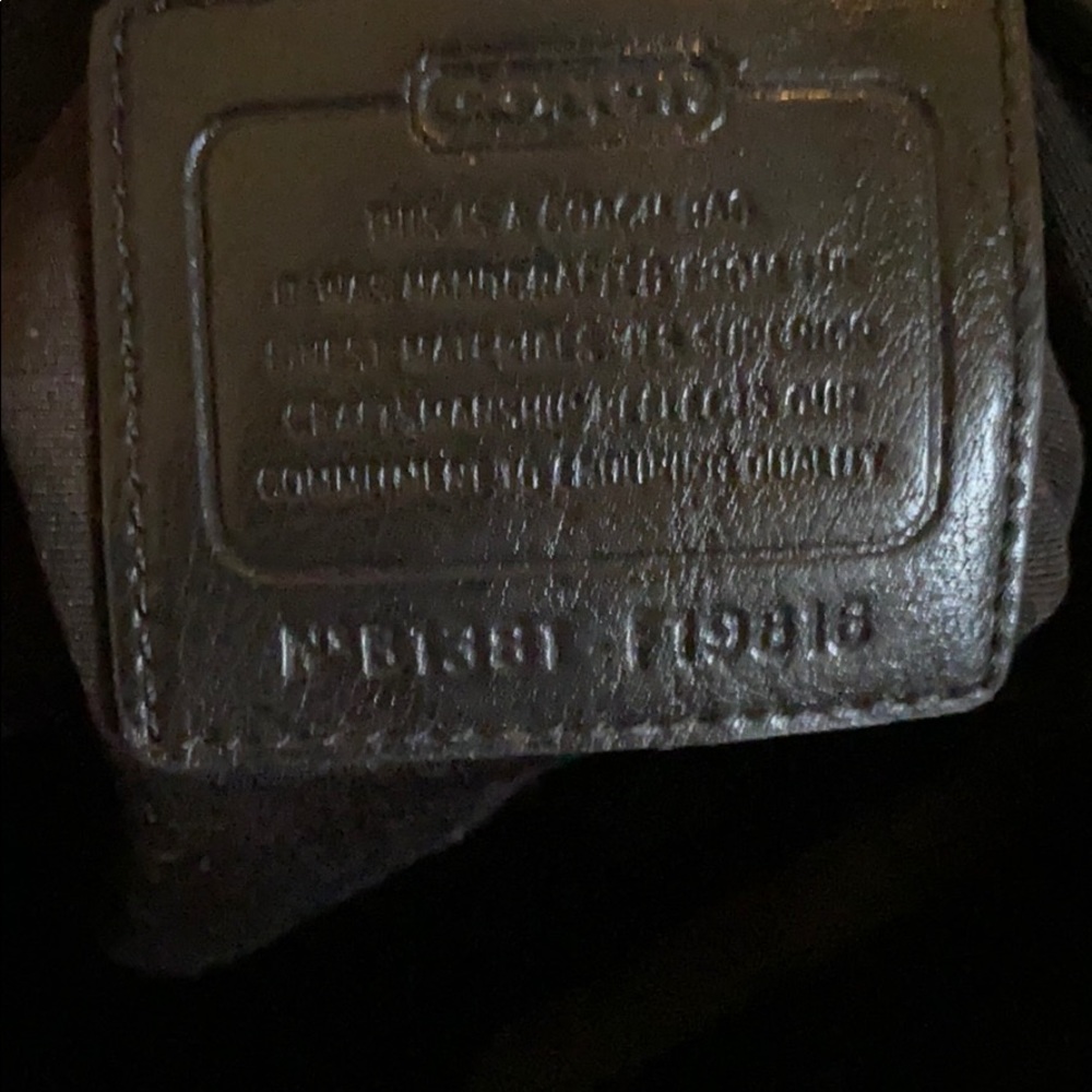 Handbag - Picture 3 of 4